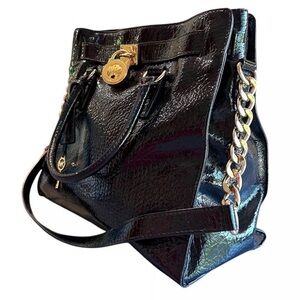 NEW Michael Kors LIMITED EDITION
Hamilton Embossed Leather Chunky Lock & Key